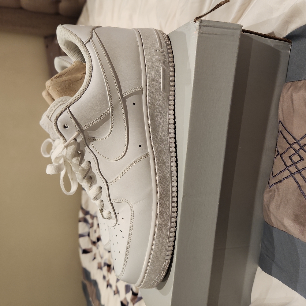 White Air Force 1 07 edition